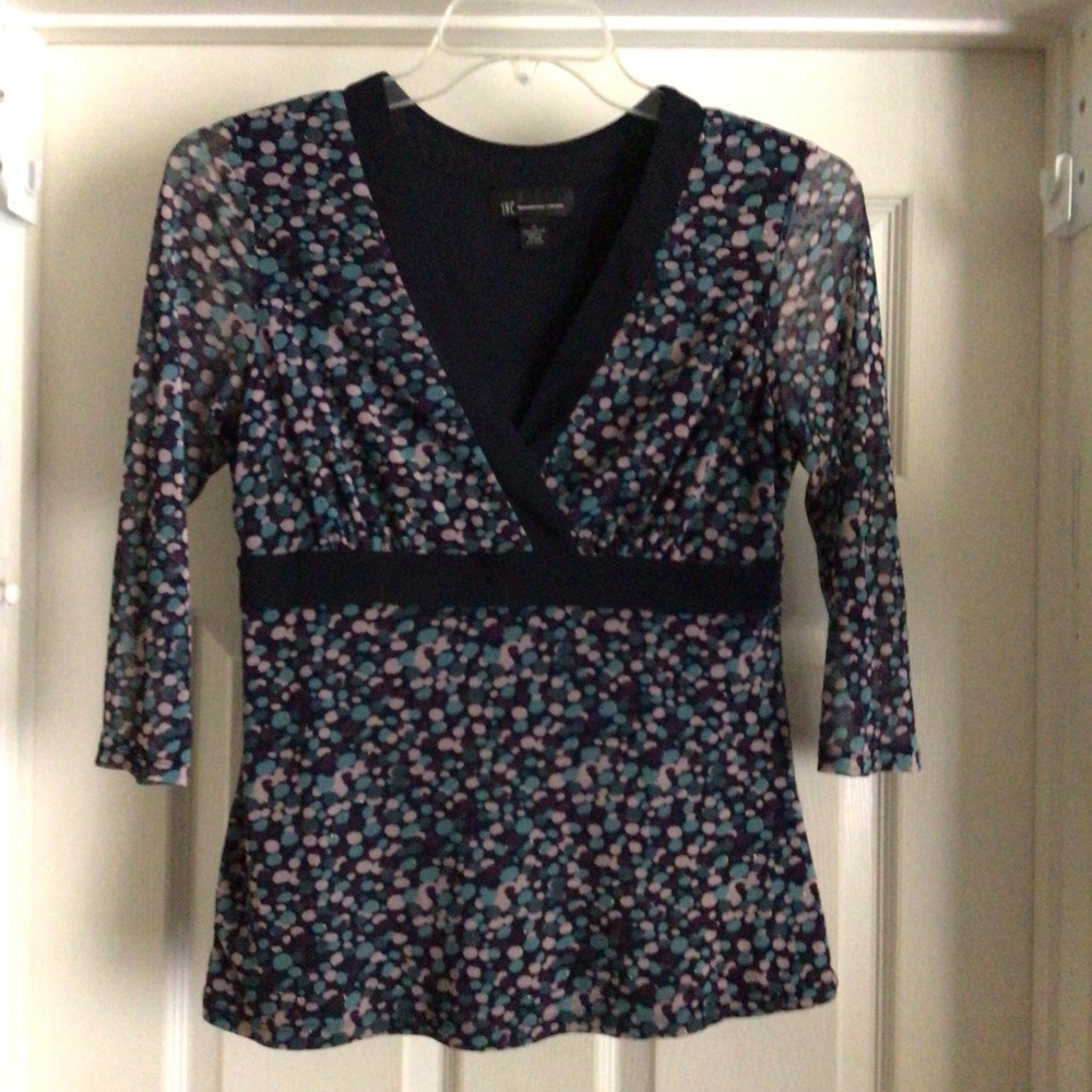 INC INTERNATIONAL CONCEPTS BLUE-MULTI NYLON TOP SIZE MED